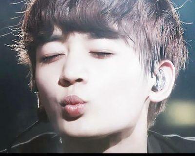 Deeply inlove with five shining boys called SHINee ❤Minho biased ❤ 2min❤ OT5❤