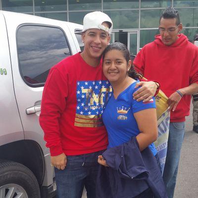 Estudio Medicina. Hincha de @barcelonascweb. Fan de @daddy_yankee y miembro de @dyarmy_equador y @dyarmyrd_int