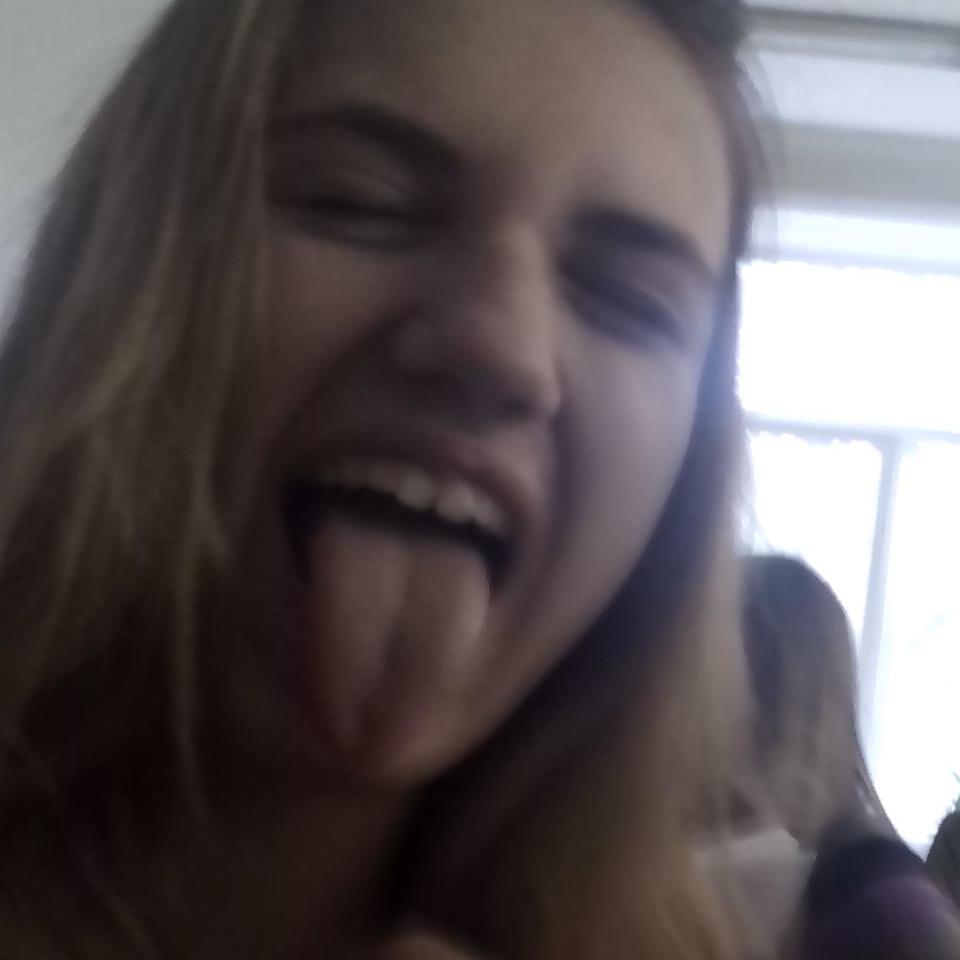 hsyrik225's profile picture. 