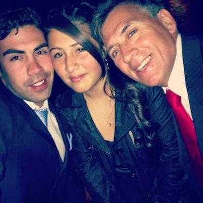 holy sonrie que tu sonrisa es perfectaaaaa :D