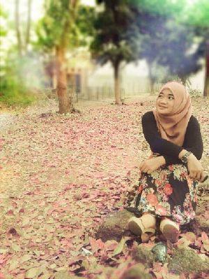 BIDADARI BERSAYAP HITAM