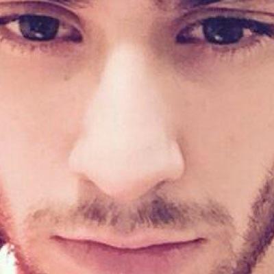 zainkilam_92's profile picture. PLEASE RT/FAV OR MENTION ZAYN ON THIS LINK  ♥️I WANT HIM TO SEE HER DRAWING♥️