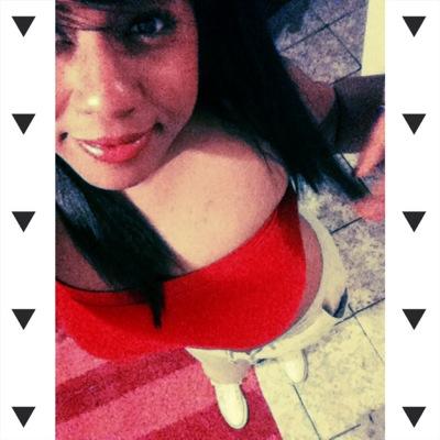 ♡ Sencilla, Alegre, Diferente, Música, Piano, Cantar ♡
