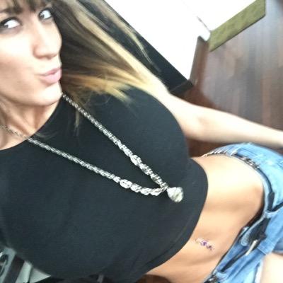 florcitamatt's profile picture. Dirty Blonde #LOVE