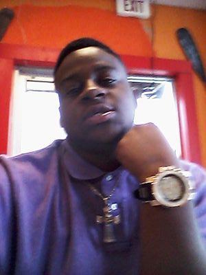 On the grind to shine and make this money