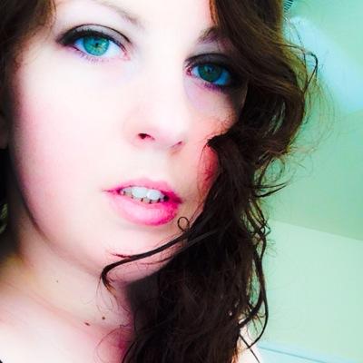 m00n8eam's profile picture. 