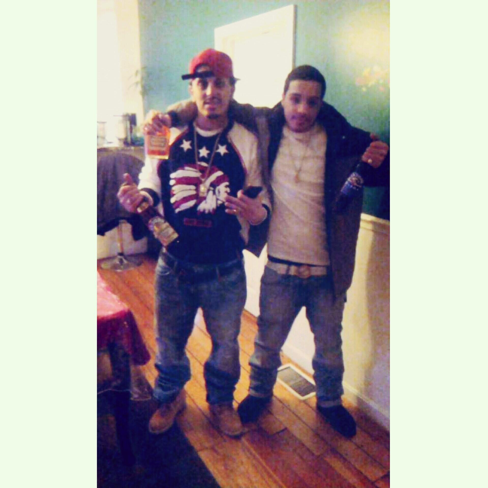 free the guys Ca$h & Skcrap RIP the homies dame & ille