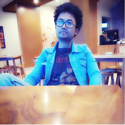 apple Fanboy.. paul gilbert fans Mrbig addict Penikmat mie