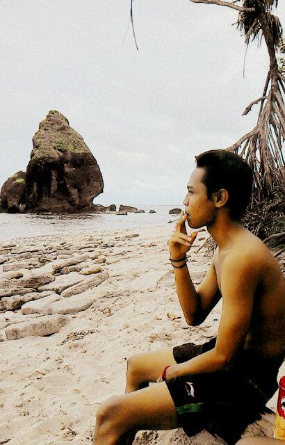 Bay_BayuRaden's profile picture. UMM | My Last December @MYLD_ (guitar) , L.O.L (line of light)(guitar), DOUBLE MiRROR (guitar)