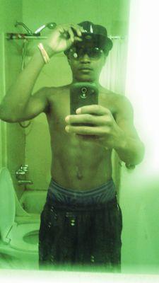 1c6144f8bb37479's profile picture. fuck nigga