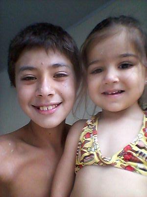 sou chuleador com muito orgulho
...coração de chuliador não bate ele sapateia chula meu galo