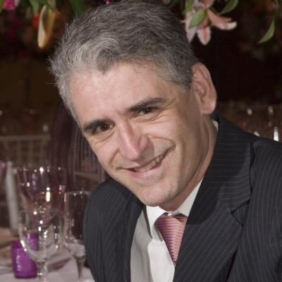 Cerimonialista ha 28 anos no mercado de Eventos Sociais no Rio de Janeiro!
Brazilian Wedding Planner in Rio de Janeiro for 28 years! I Love my job !