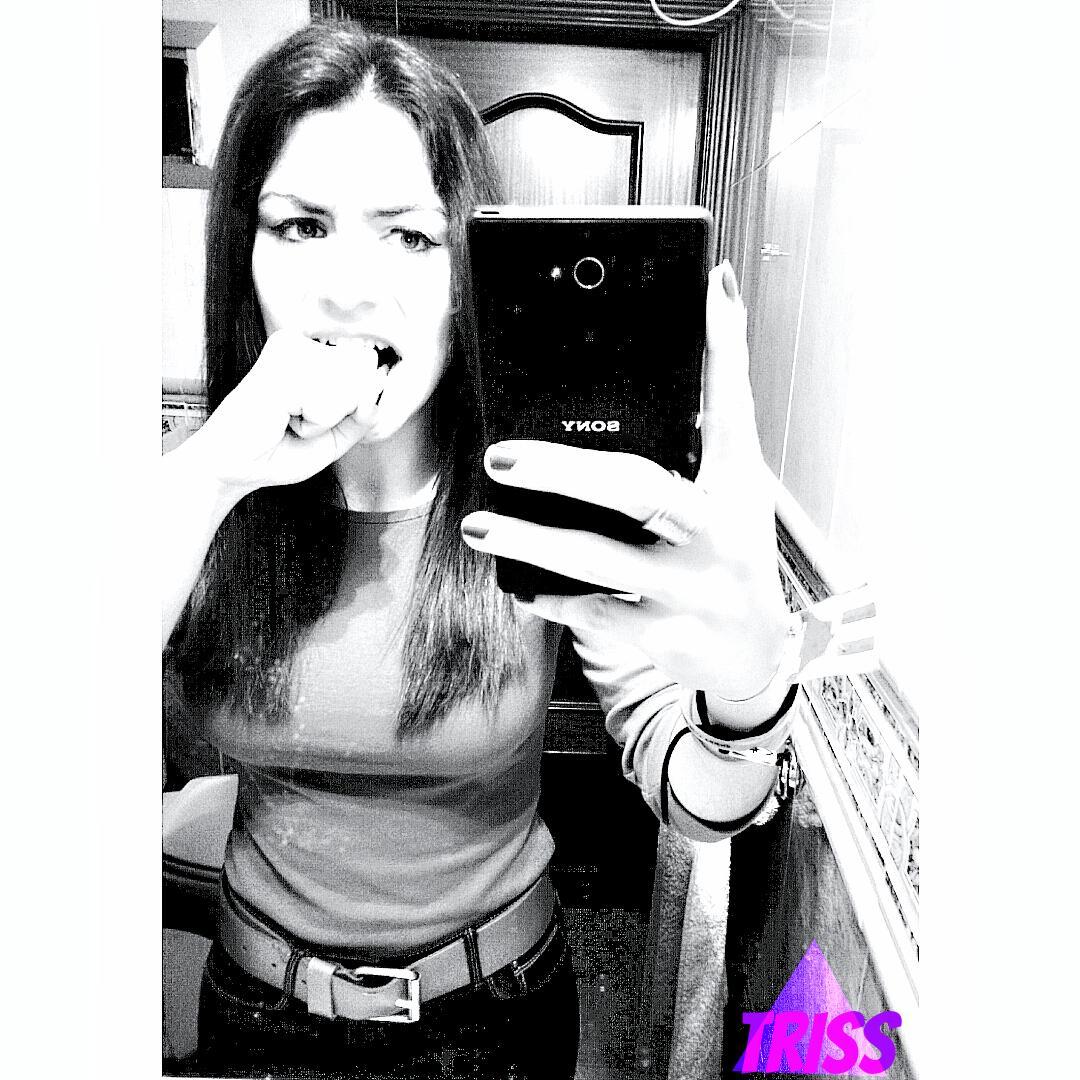 XVIII. Chica valiente según @srt_cerezo1D será eso de no tener miedo a nada. Future's project: «Psicology» U.N.E.D.
