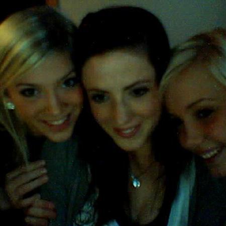 BlinnH's profile picture. Tennis, volleyball, poetry, ice skating, skiing, swimming, riding bicycle, movies.