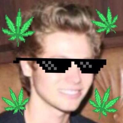 retweet this link for a group DM with lashto+5sos band acc or liam: http://t.co/IF3t8Q1lbZ -@eIvated