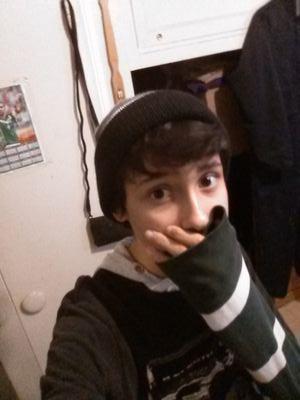 Hi guys follow me and ill follow you back my favorit youtubers are joeygraceffa and connor franta. My favorit singers are ke-$ha and selena gomez ,i lady gaga a