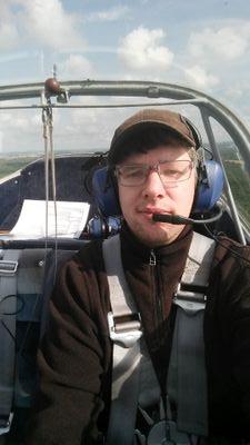 Im a 48 year old gliderpilot from Sweden