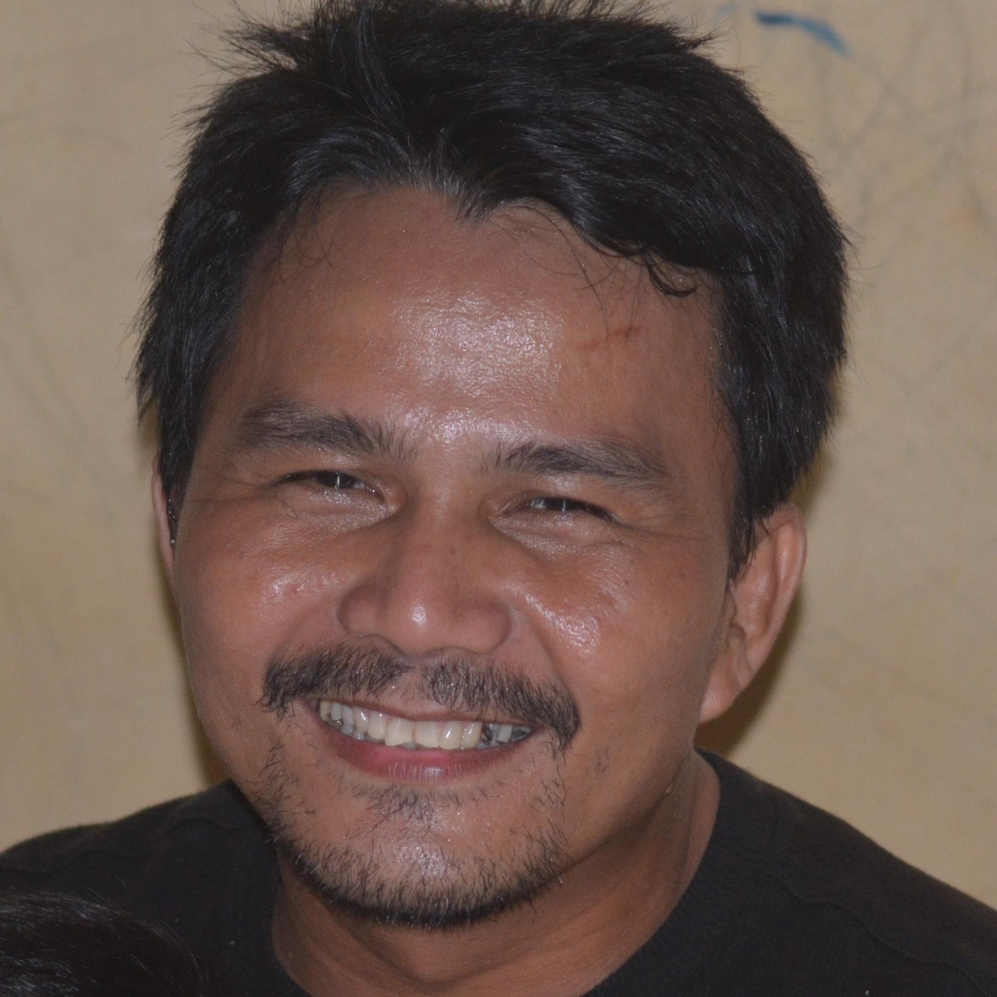 TaufikIbnIsmail's profile picture. Aku bukan burung yg pandai berkicau. Bukan pula Garuda yg perkasa. Aku hanya ingin menjadi Ababil yg menyerang siapa saja yg sombong lagi serakah saat berkuasa.