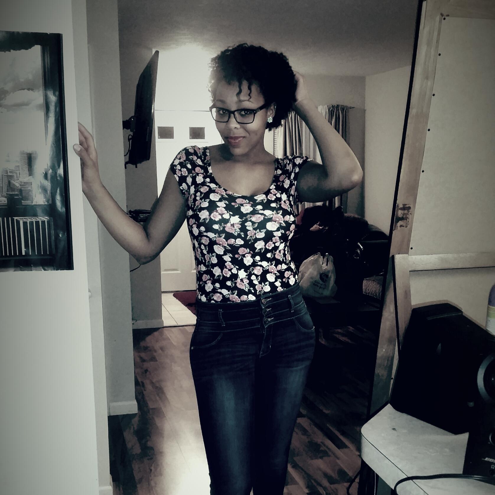 MeMyself_Moenai's profile picture. 