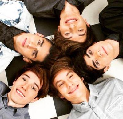 ⚠¡Alto!⚠ Solo #Coders
Apoyando a @SomosCD9 @Soyalonsovillal @Soyfreddyleyva @Bryanmouque @JosDice @Soyalannavarro♥ 0/6