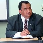 Casado á 37 Anos com Iraci Silva,  Pai de 3 Lindas Filhas Francisleide, Franciele e Fabiele.   Pastor Presidente da Ass. de Deus da Missão Minist. de Suzano -SP