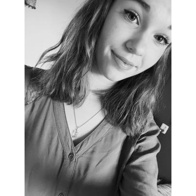 5teen | dancer | kind of a singer | nerd