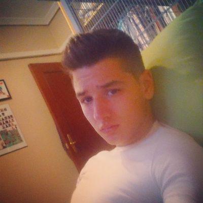 AdrianPena_18's profile picture. instagram : adrianpena_18