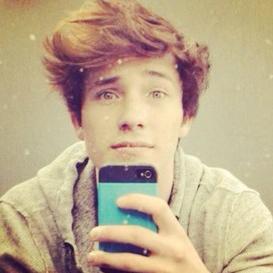 PENSANDO EN LOS UNCOS CHICOS QUE SOY RE LINDOS @SOYALONSOVILLAL