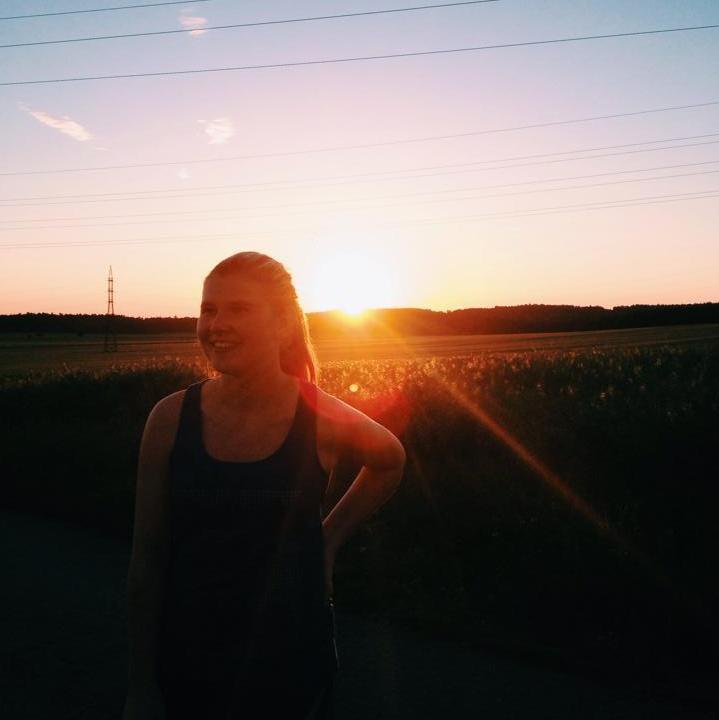 Hey guys...:DD I'm Barush from Czech Republic  ....I'm BELIEBER and DIRECTIONER....:)* Follow me and I'll follow you back..:)* I LOVE YOU ALL..:)*