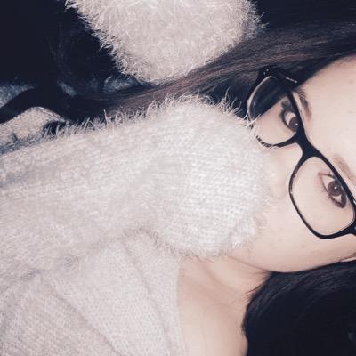 Hi this is my backup, heres a free follow enjoy your day