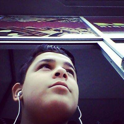 syanar60's profile picture. 