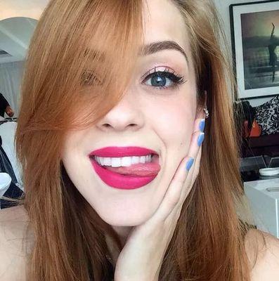 A vida fez de mim sua fã , e eu fiz de vc minha vida .