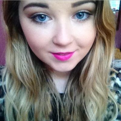Sheena Bermingham :) 18  have a youtube channel  Fragile but unbreakable *_*