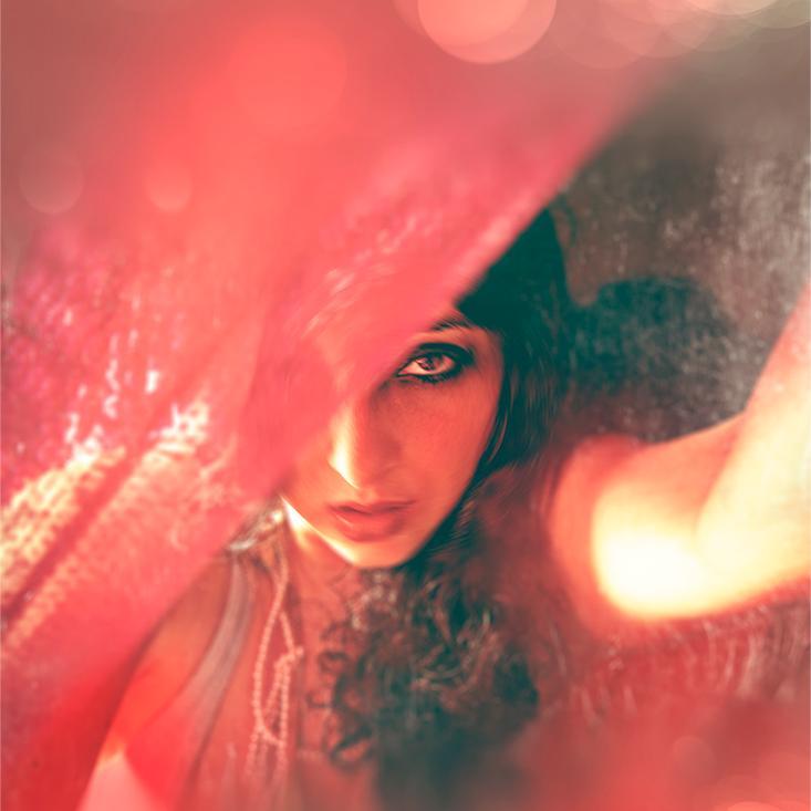 Shilpamukerji's profile picture. I'm a photographer, artist, and writer. Loooove to travel, and explore the universe.