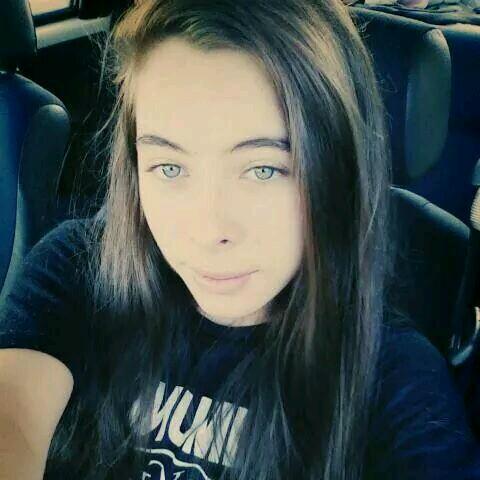 add no Facebook:annynha veiga chama no whats 5499643756