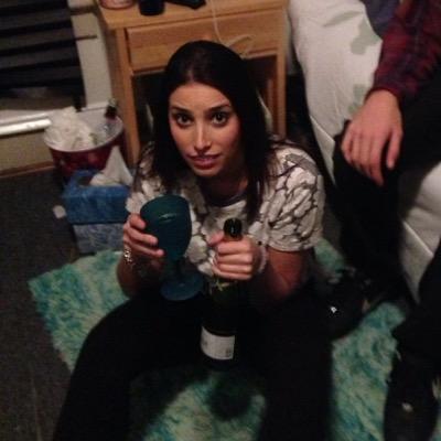 jessfaye11's profile picture. I wish there was a way to know you're in the good ol' days before you've actually left them...someone should write a song about that