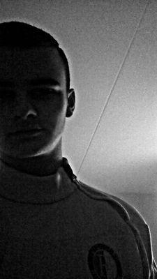instagram: sam_brugmans
