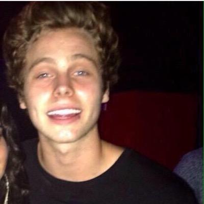Pls rt link in bio and help me get my luke/4!