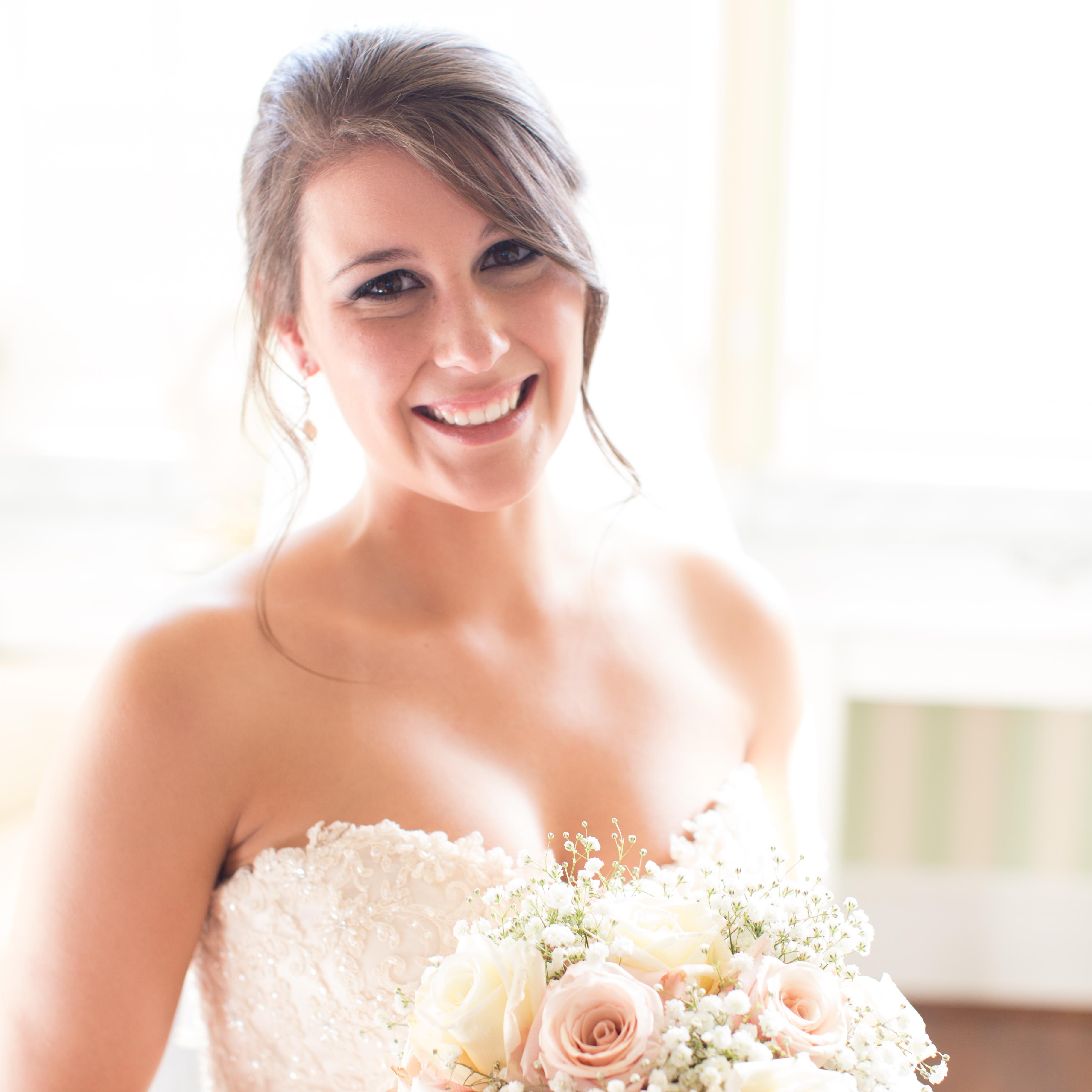 AlliWoodley_'s profile picture. Wife ❤️                                             Mom 🎀                                        Mother/Baby RN 👶🏼                Longwood University Alum ✨