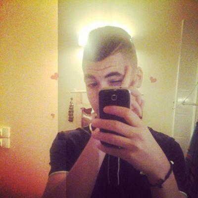 aoitef77's profile picture. 