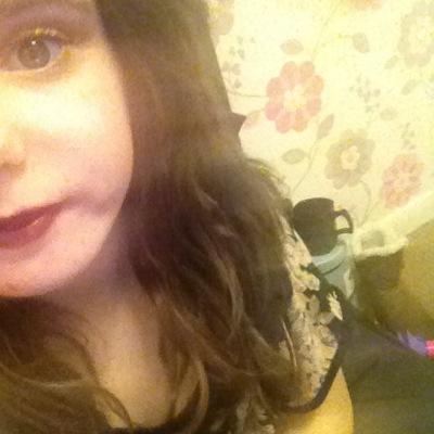 Hi guys its leanne!!!!! My best thing is taking selfies im defo a sleeping person xxx