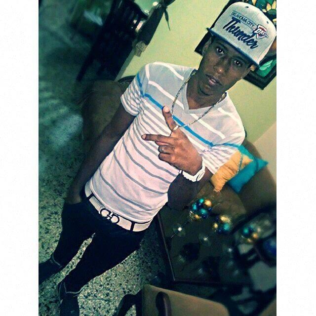 OkayYeriiCriis's profile picture. -[ - Tanttas Curvaas & Yo Siin Frenoo' :$ ] ♥ ʌмσ мч ƒяєĸเเţø Att ; εşţεғαηเ