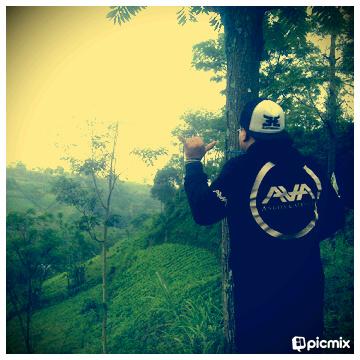 Seller ORIGINAL MACBETH FOOTWEAR and my brand REVELATOR SOLO CP :  08562897884 (WILDAN A.R) Thanks dude :)