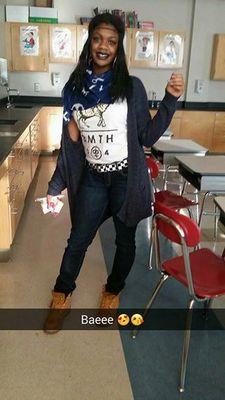 Singlee  New Twitter Soo Follow Me.. ✌
