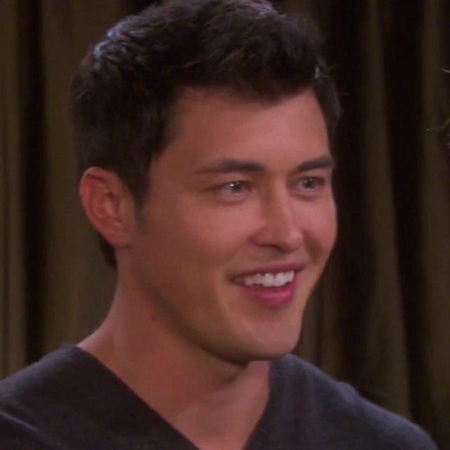 Salem Spectators is a great fan page for followers of Days of Our Lives.  Join us at our FB page for discussion & interaction with role players and lots of fun