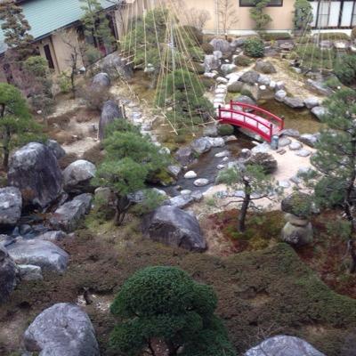 相互フォロー。 現在アフィリエイト活動をしています！ 現在アフィリエイトだけでの報酬は50〜100万を維持しています！ 現在無料で教えています。テスト段階ということでやってもらいます。おこずかい欲しい方、稼ぎたい方フォローしてからDMください。初心者でもできるような商材なので安心してください。18以上で！