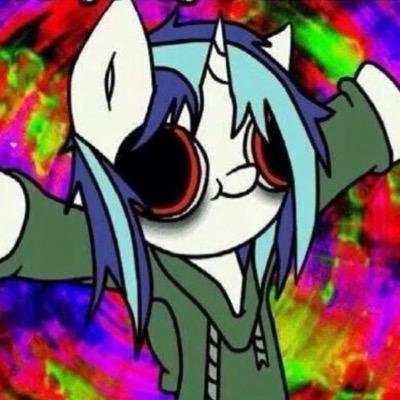 hello everyone the new and improved Vinyl Dash I had a old account I didn't like it and it didn't go so well so if u wanna its @vinyl_dash12
Raise Your Dongers