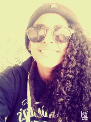 BÁRBARA ROCHA, 20, Zuka. Além de ser insuportável, tenho outras qualidades. Segues-me ou ficas a olhar?