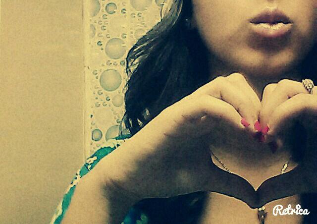 i love one direction very much @zaynmalik @Harry_Styles @Real_Liam_Payne @Louis_Tomlinson @NiallOfficial and i listen all types of music