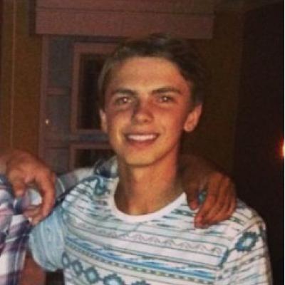 Profile Picture of Thomas Simpkins (@Lil_T_23_) on Twitter